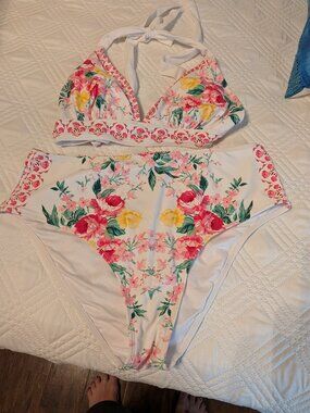 Cupshe Bikini